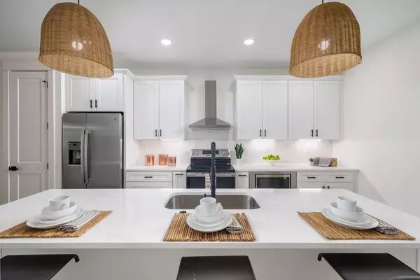 Nashville, TN 37210,340B Peachtree St