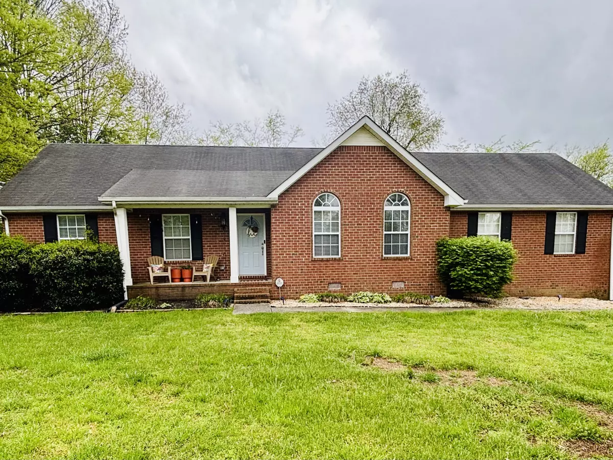 White House, TN 37188,125 Honeysuckle Dr