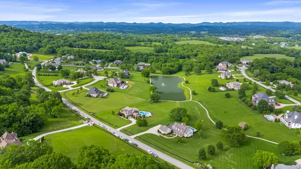 Franklin, TN 37064,6516 Brandon Park Way