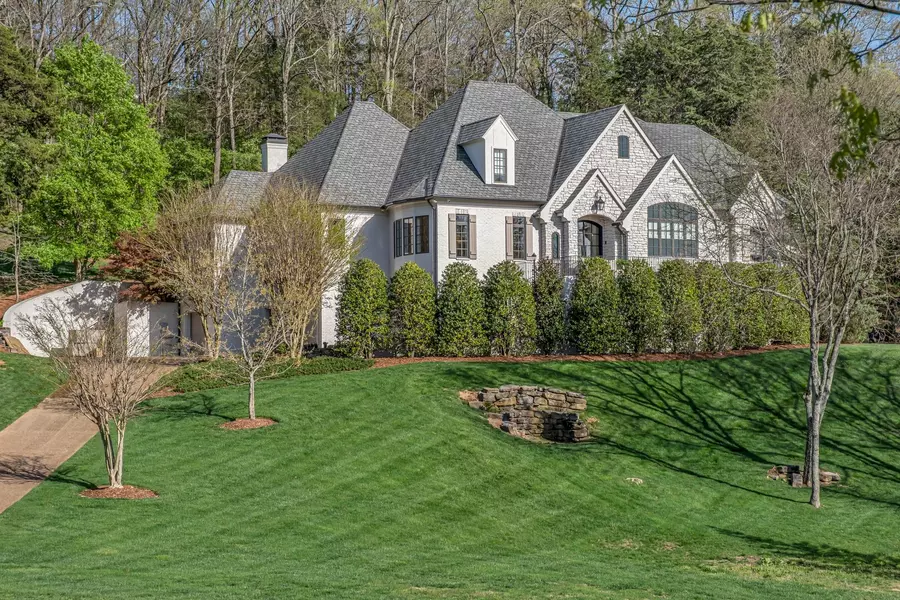 328 White Swans Xing, Brentwood, TN 37027
