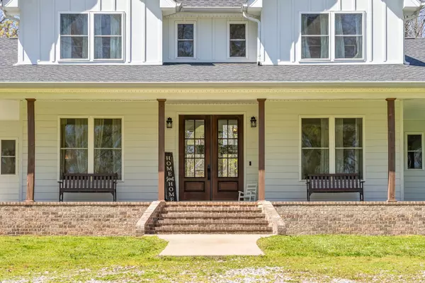 Erin, TN 37061,234 Davis Ln