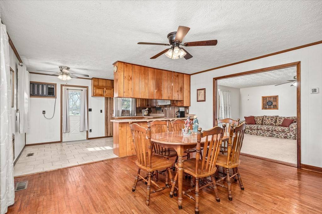 Spencer, TN 38585,615 Lemont and Yates Mountain Rd