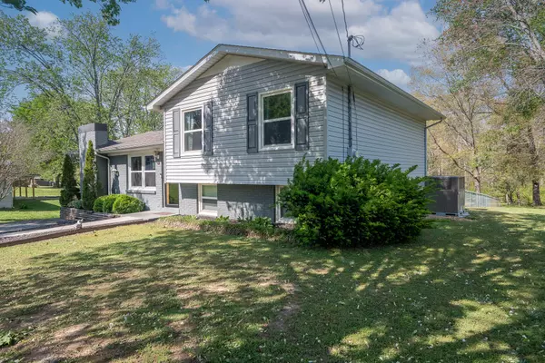 Lawrenceburg, TN 38464,312 Prosser Rd