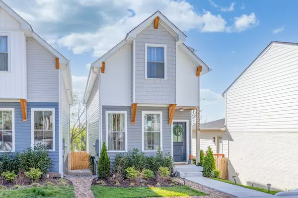 Nashville, TN 37216,2122B Burns St