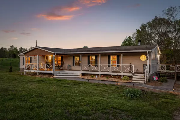 Philadelphia, TN 37846,328 Pekoma Road