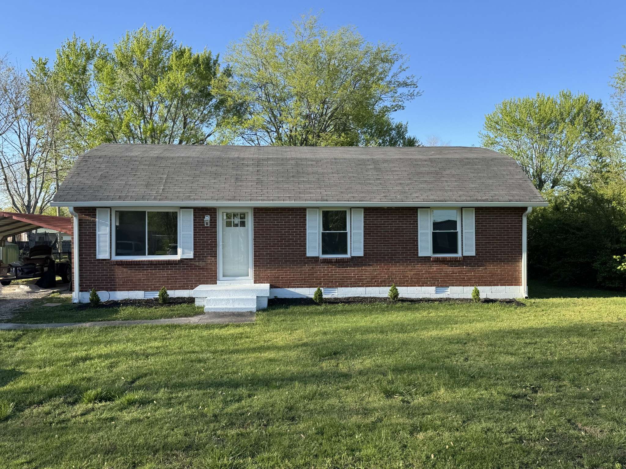 Hohenwald, TN 38462,305 Thomas Ave