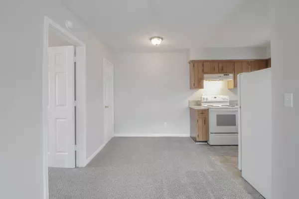 Oak Grove, KY 42262,404 Thompsonville Lane #24
