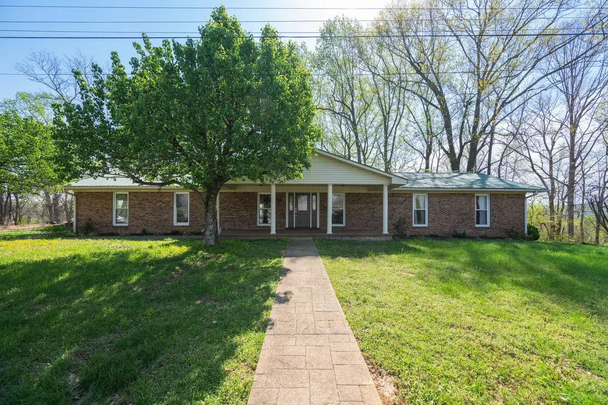 Linden, TN 37096,134 Hillcrest Dr