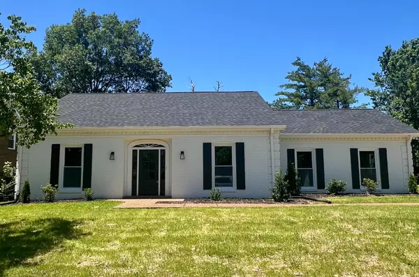 7526 Old Harding Pike, Nashville, TN 37221