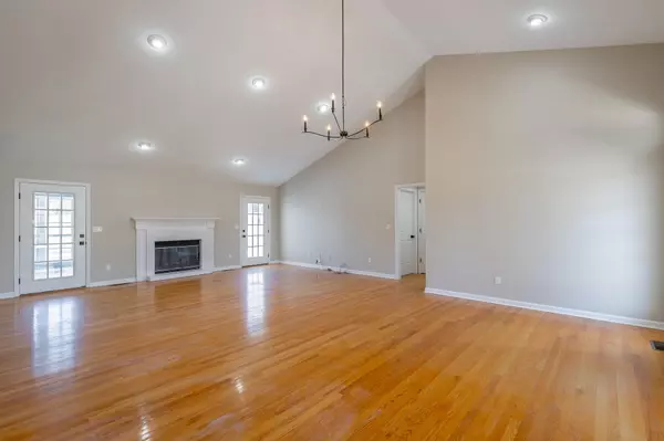 Ooltewah, TN 37363,8519 Nesting Trail