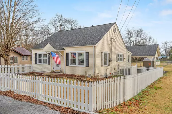 Fayetteville, TN 37334,601 Adams St