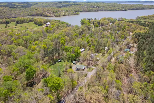 Stewart, TN 37175,461 Leatherwood Lake Rd