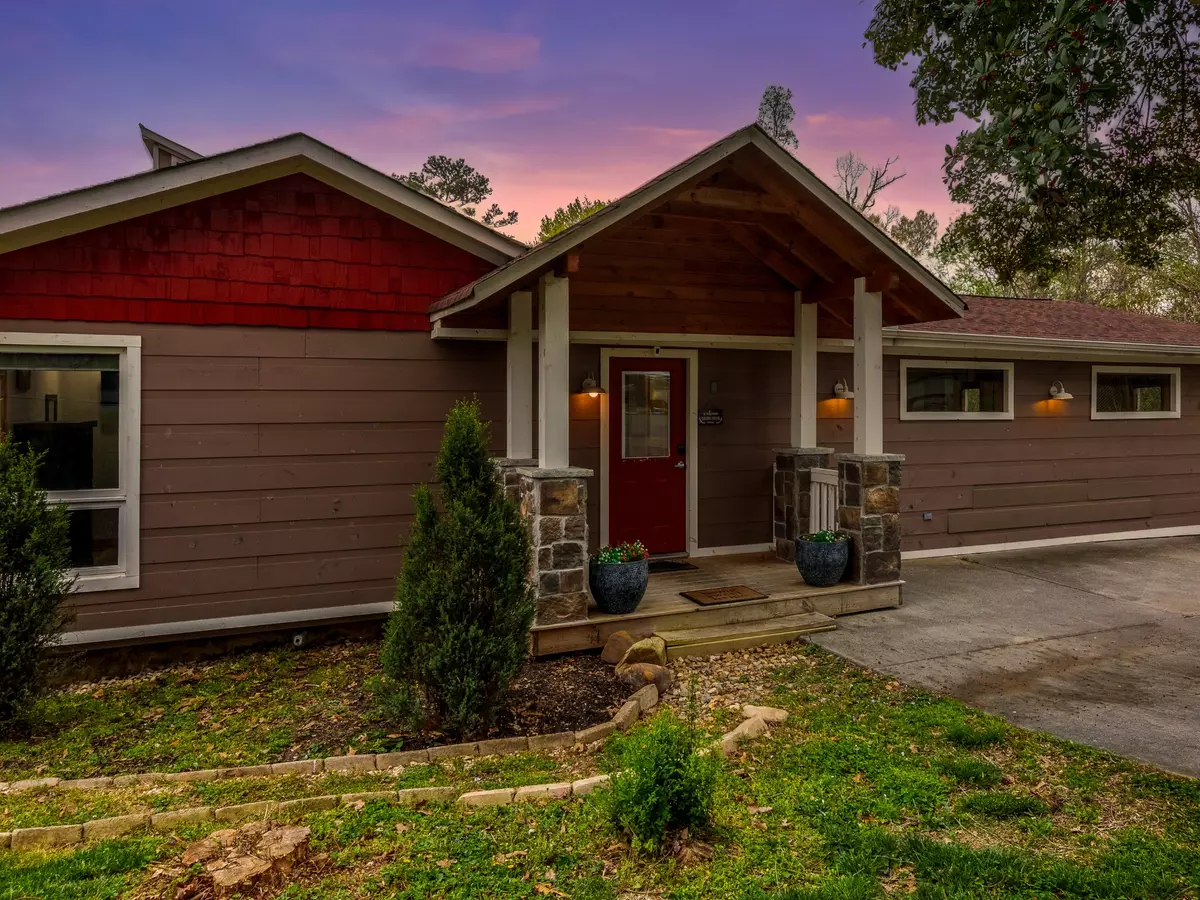 Kodak, TN 37764,812 Starlight Ln
