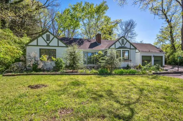 Nashville, TN 37215,3809 Harding Pl