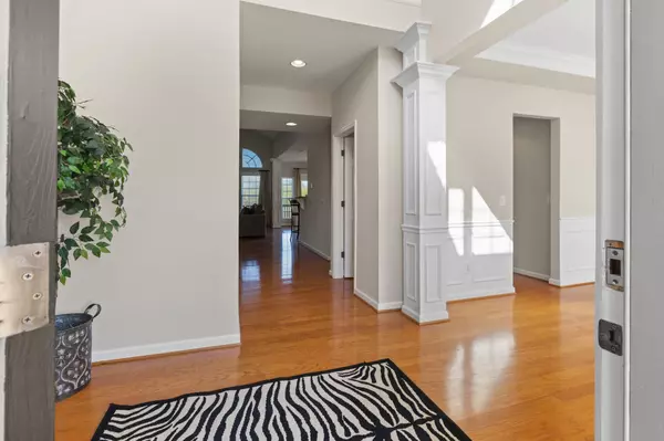 Nashville, TN 37221,7337 River Bend Rd