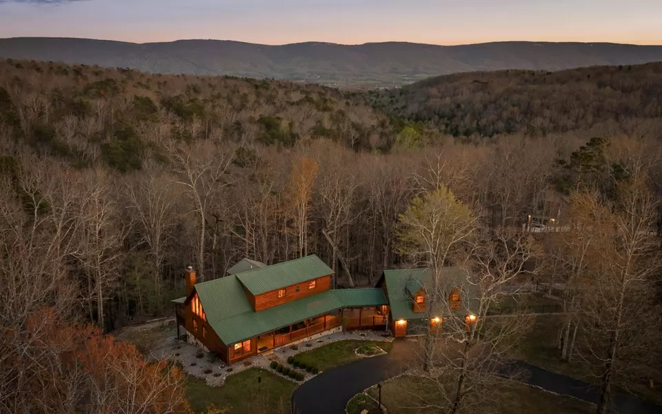 45 Deep Woods Drive, Dunlap, TN 37327