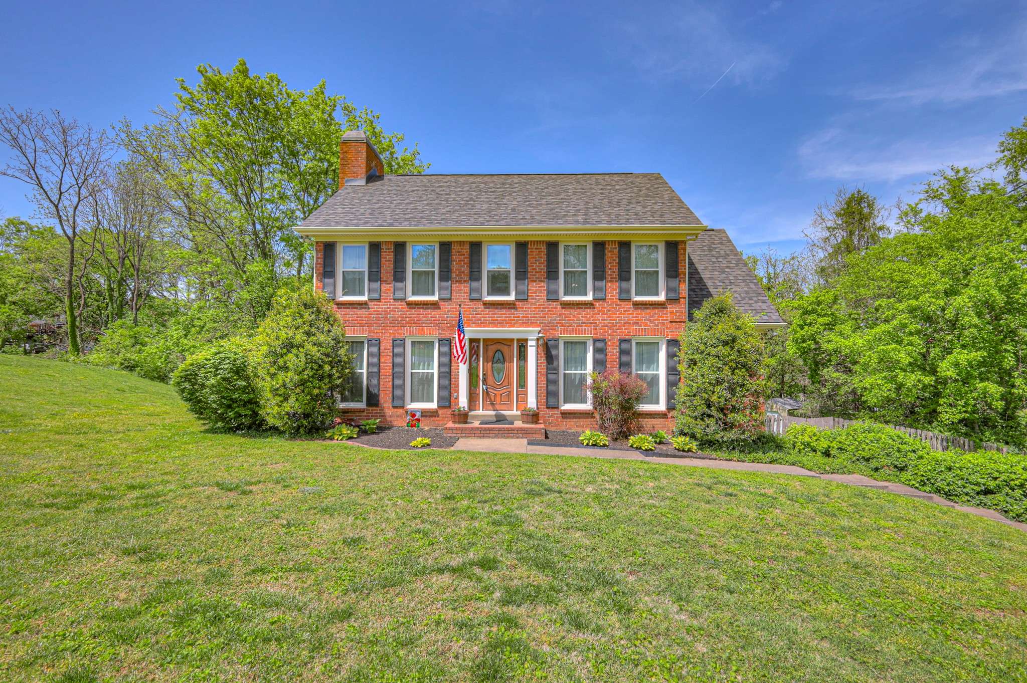 5307 E Bend Dr, Old Hickory, TN 37138