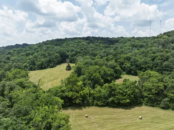 Columbia, TN 38401,0 Bear Creek Pike