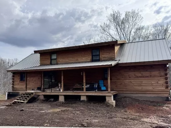 Gainesboro, TN 38562,1561 Greenwood Ridge Rd