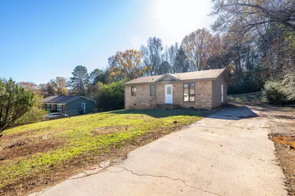 Chattanooga, TN 37416,9020 Waconda Shore Drive