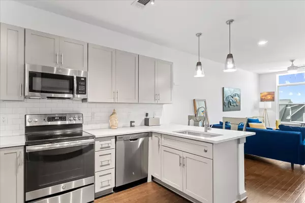 Nashville, TN 37209,1638 54th Ave #N #320