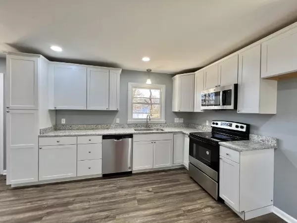 Tullahoma, TN 37388,210 Ragan St