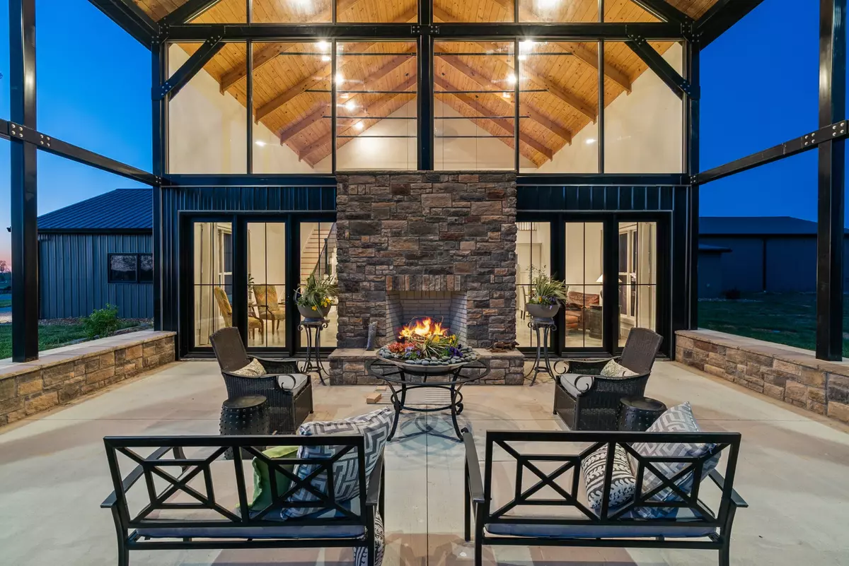 Cedar Hill, TN 37032,5869 Highway 41