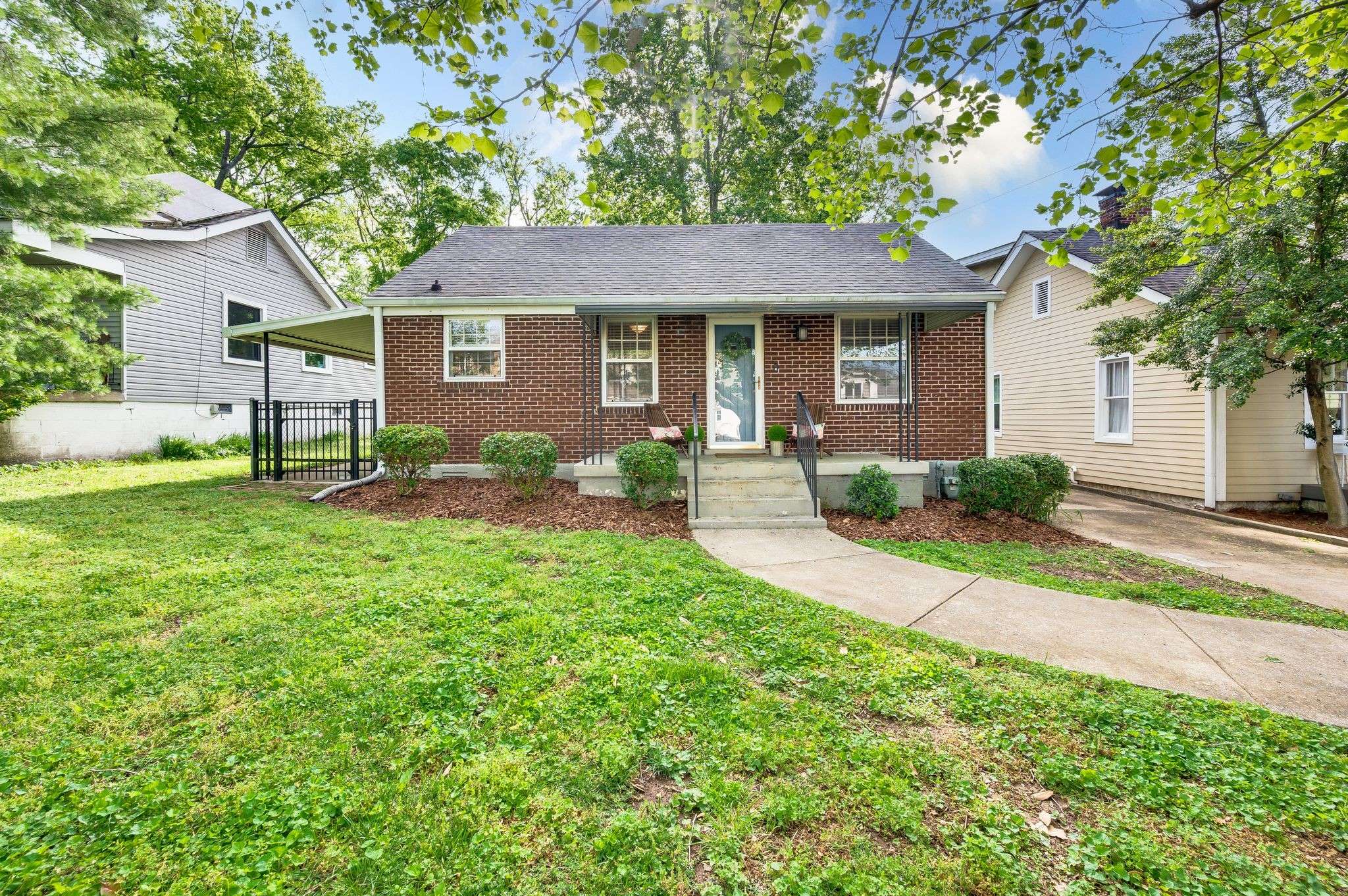 120 39th Ave #N, Nashville, TN 37209
