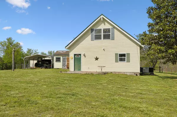 Hohenwald, TN 38462,150 Limo View Ln