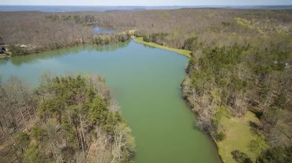 8 Long Mountain Trl, Mcminnville, TN 37110