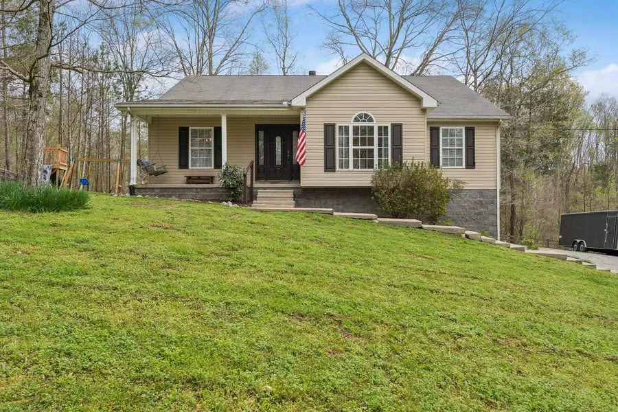 7375 Sac Lampley Rd, Bon Aqua, TN 37025