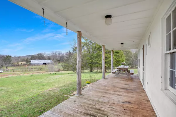 Clifton, TN 38425,198 Treece Ln