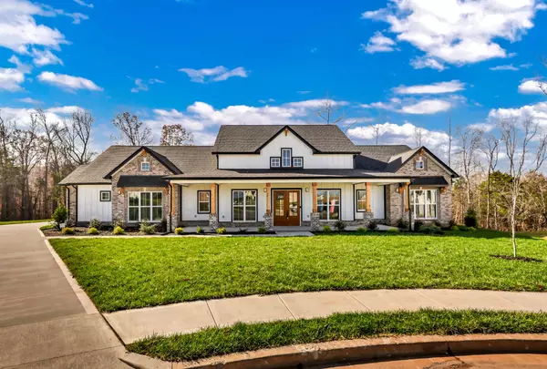 Clarksville, TN 37043,702 Sandringham Ct