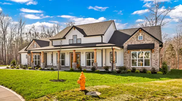 Clarksville, TN 37043,702 Sandringham Ct