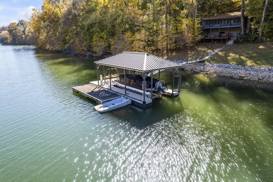6443 Tanyard Hill Rd, Lynchburg, TN 37352