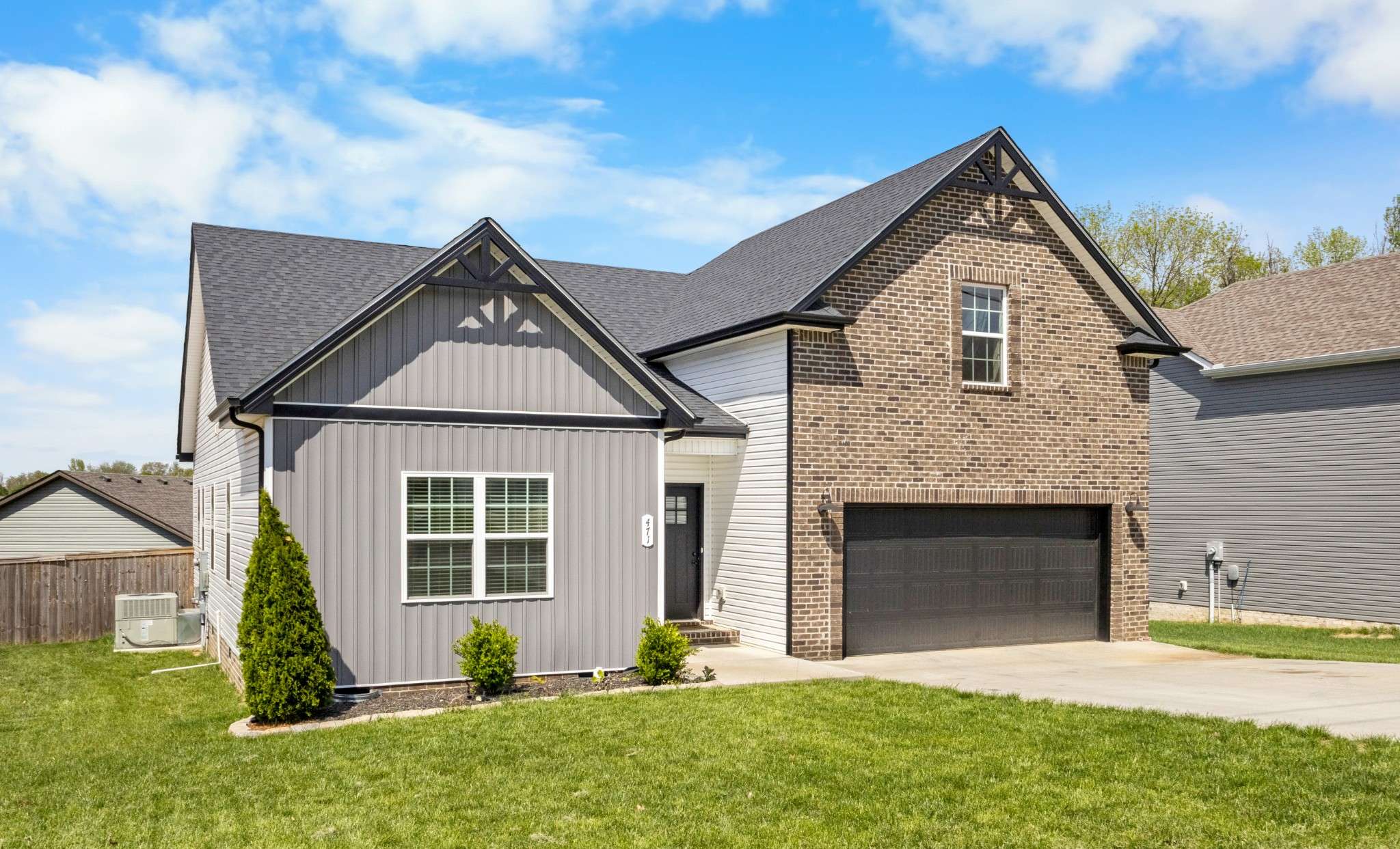 471 Hawkins Rd, Clarksville, TN 37040