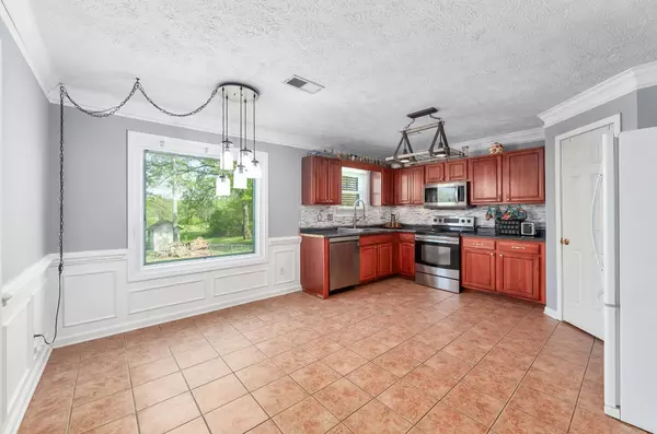 Jackson, TN 38305,966 Cooper Anderson Rd