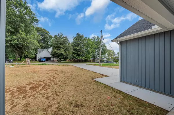 Mcminnville, TN 37110,53 Fox Ridge
