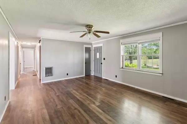 Lafayette, TN 37083,702 Williams Rd
