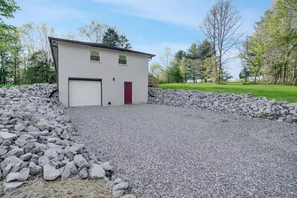 Southside, TN 37171,1675 Charlie Rd