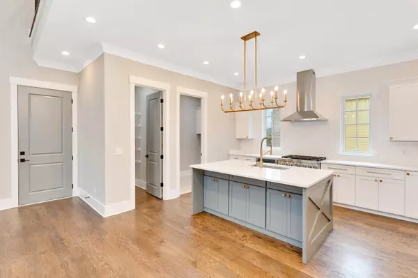 Chattanooga, TN 37415,862 Cranes Camp Trail