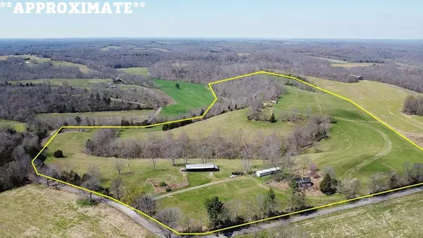 2271 E Stinson Rd, Lafayette, TN 37083