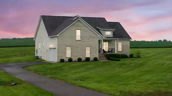 Orlinda, TN 37141,29682 Highway 49 #E