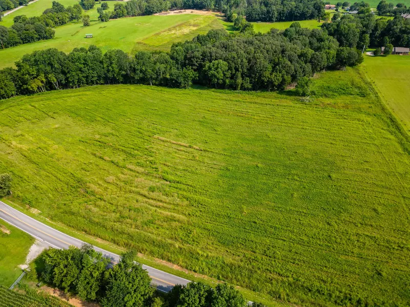 4023 Old Coopertown Rd, Springfield, TN 37172