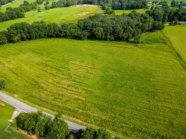 4023 Old Coopertown Rd, Springfield, TN 37172