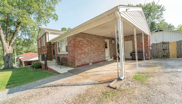 Greenbrier, TN 37073,1012 Dickens St