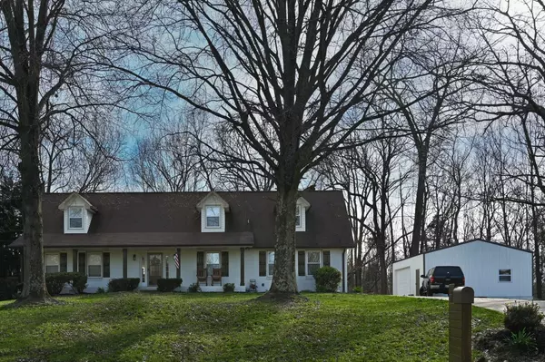 Adams, TN 37010,4310 Memory Ln