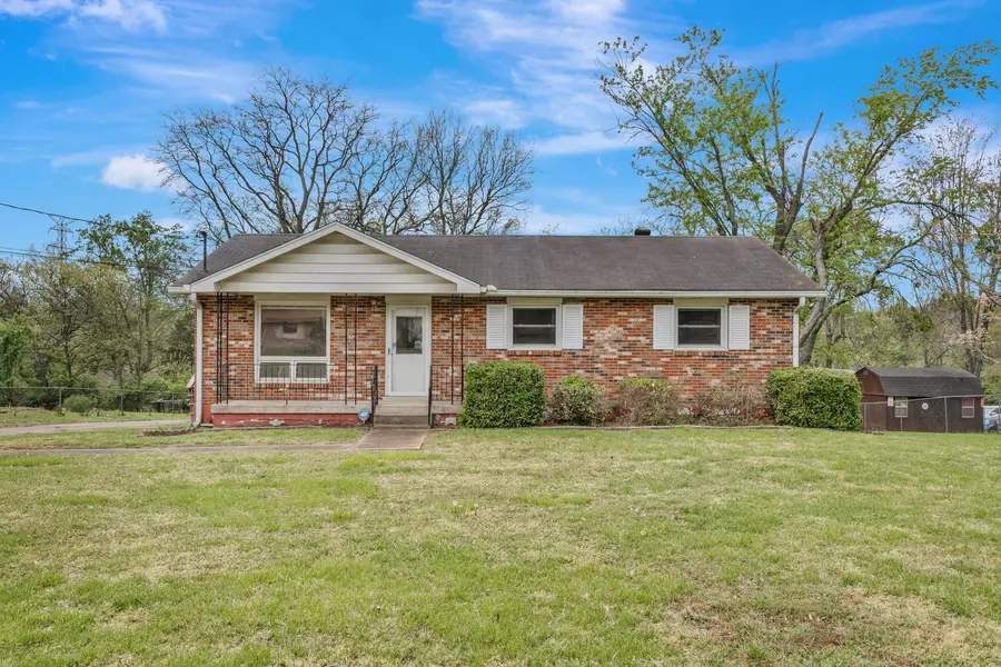 305 Connie Ave, Goodlettsville, TN 37072