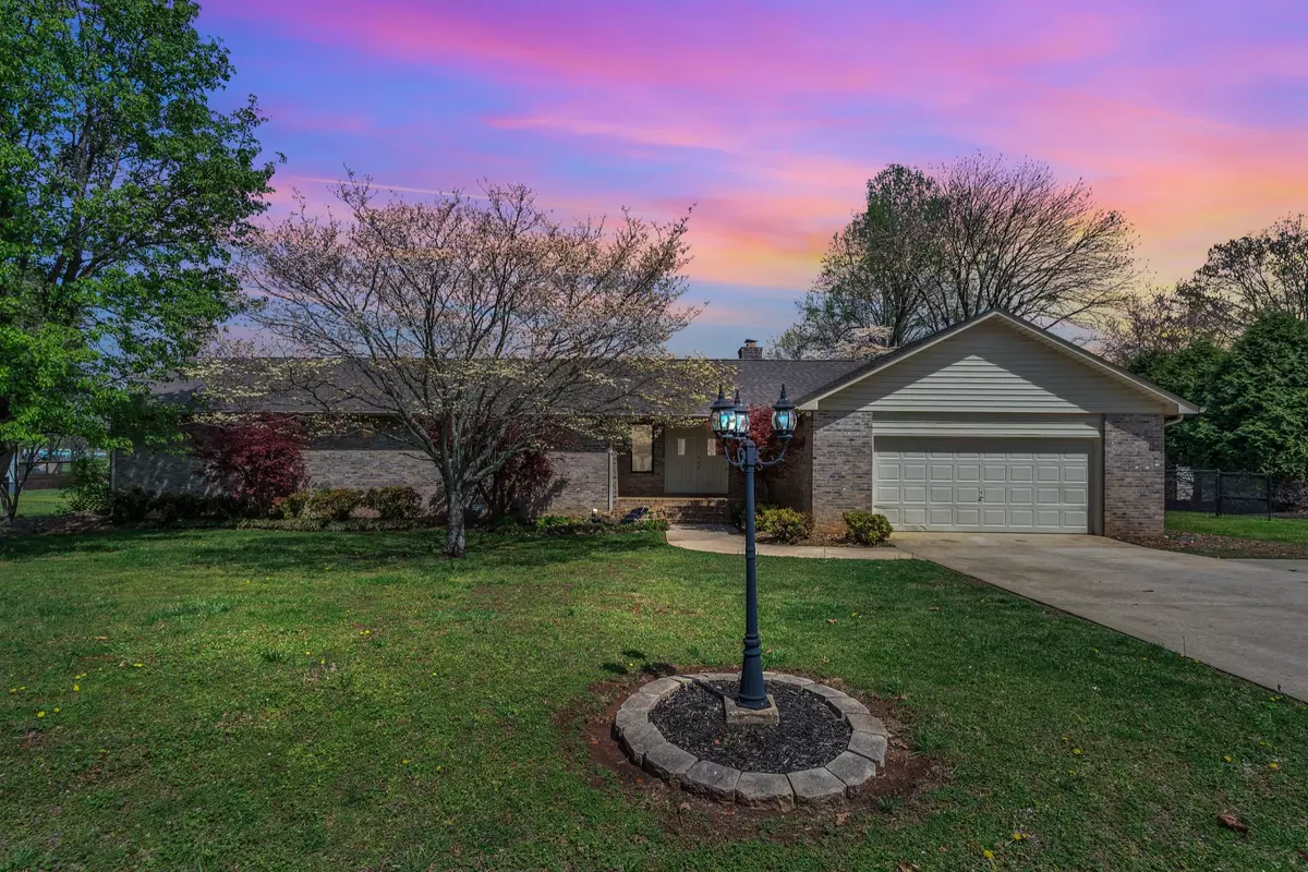 Winchester, TN 37398,423 Shasteen Bend Dr