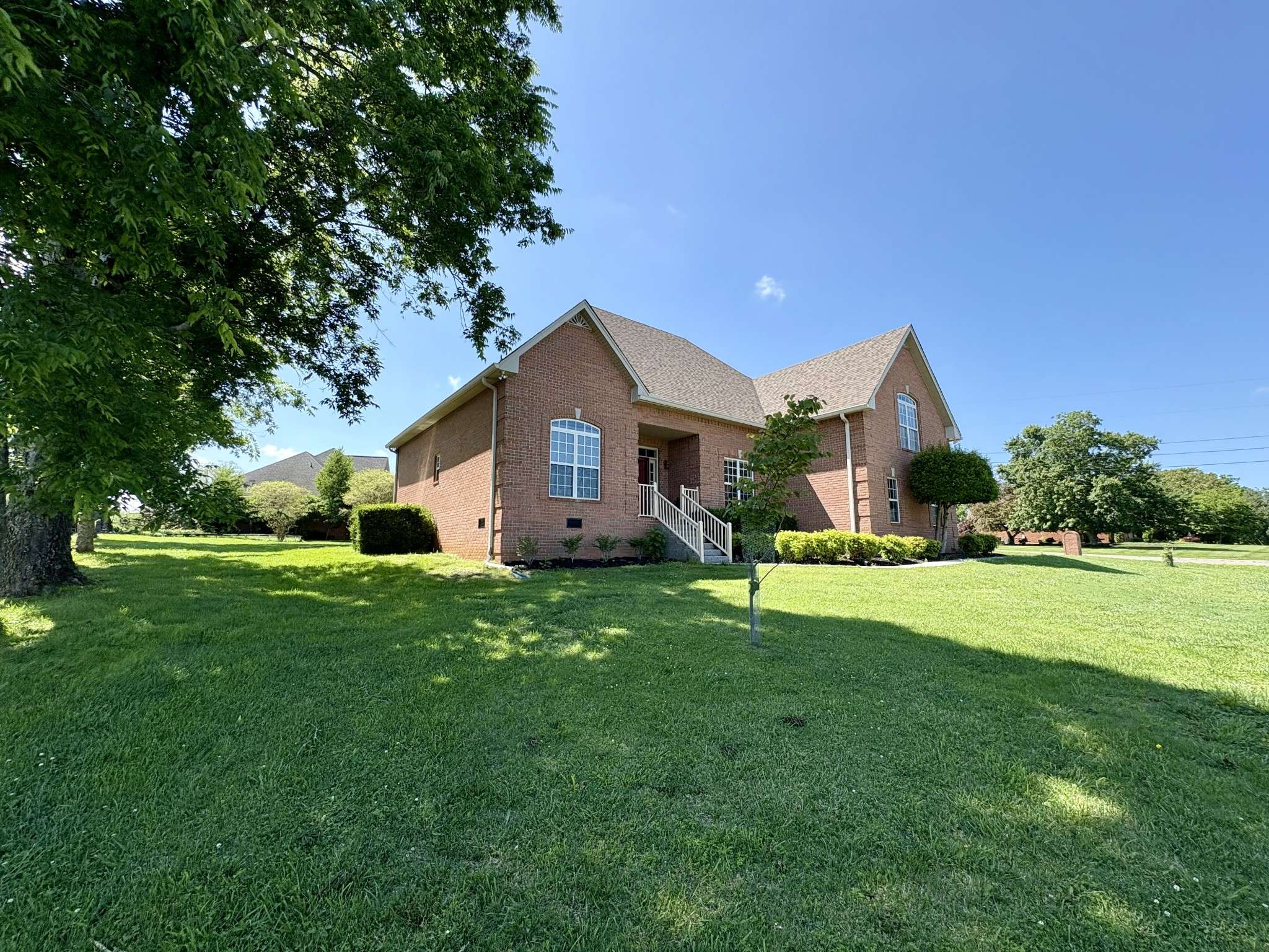 2001 Butler Cv, Lebanon, TN 37087